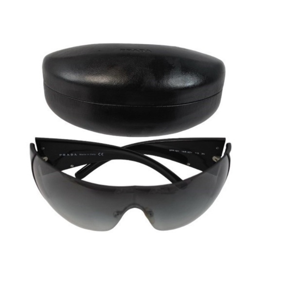 Brand: Prada
Model: SPR 16H 1AB-5D1
Color: Black frame with gradient lenses - Picture 3 of 8
